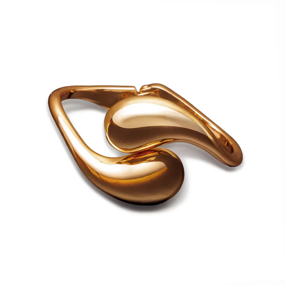 Armreif goldfarben mit skulpturaler Form