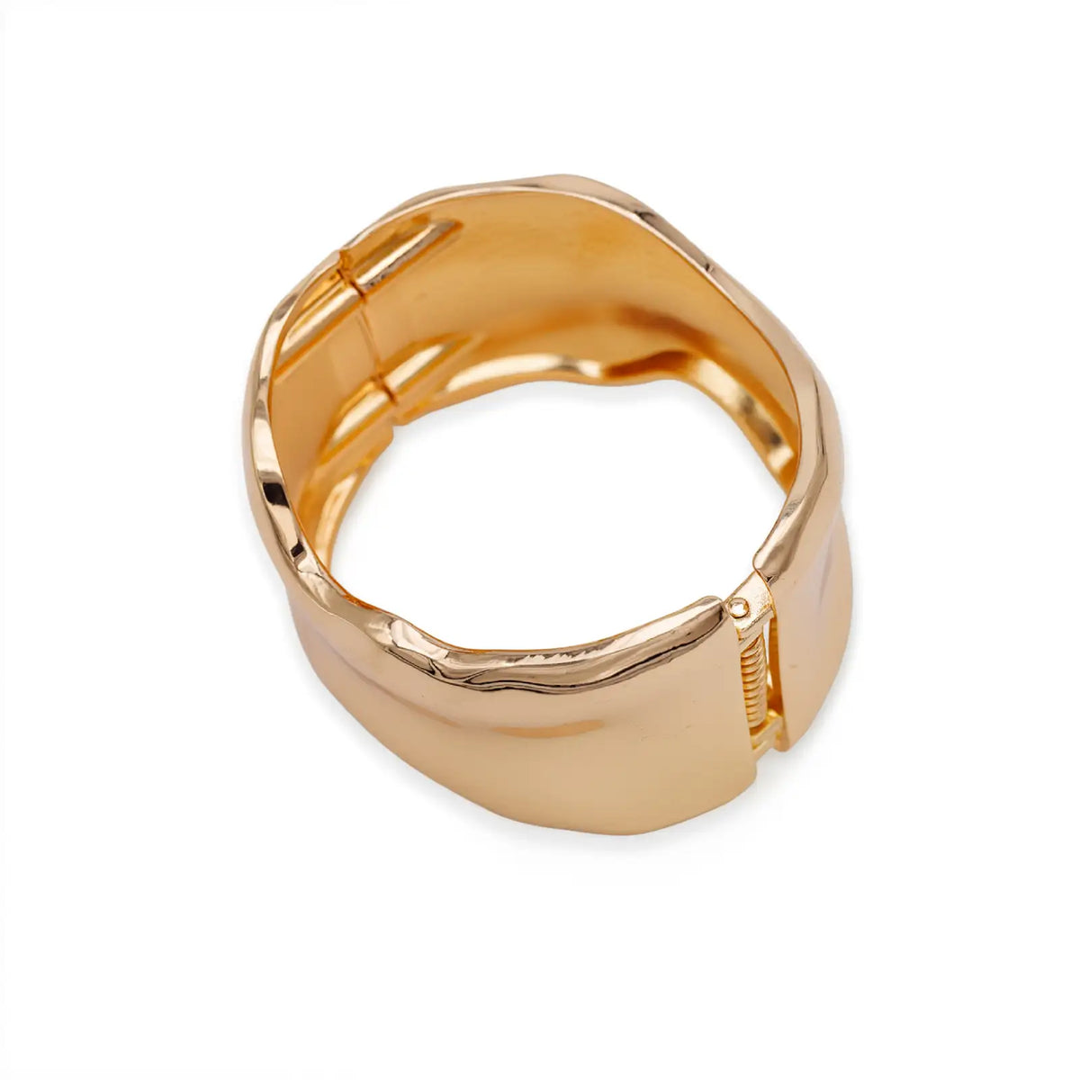 Armreif goldfarben mit organischer Form