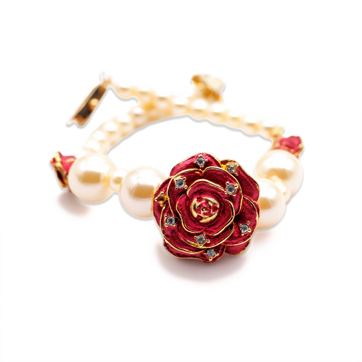 Goldfarbenes Armband mit Perlen und drei Blüten